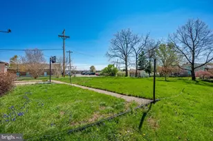 706 E Main St, Thurmont, MD 21788 - Photo 38