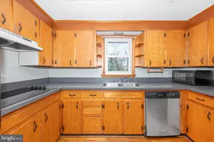 706 E Main St, Thurmont, MD 21788 - Photo 12