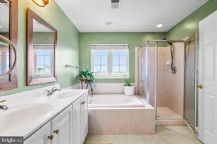 3824 Sugarloaf Pkwy, Frederick, MD 21704 - Photo 20