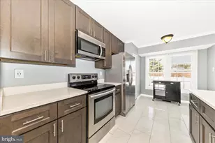 2160 Collingwood Ln, Frederick, MD 21702 - Photo 10