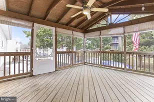 1 Walnut Pond Ct, Middletown, MD 21769 - Photo 12