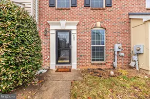 607 Hollowstone Rd, Frederick, MD 21703 - Photo 2