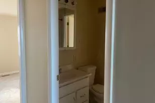 16 N Pendleton Ct, Frederick, MD 21703 - Photo 10