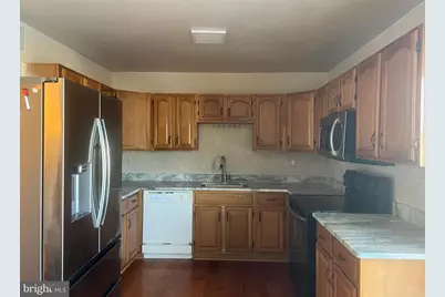 16 N Pendleton Court #10B, Frederick, MD 21703 - Photo 2