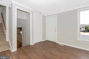 207 Contour Rd, Mount Airy, MD 21771 - Photo 2