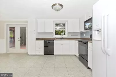 207 Contour Road, Mount Airy, MD 21771 - Photo 8