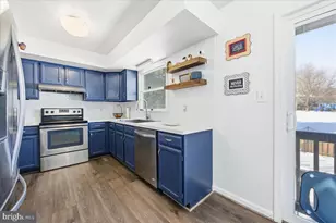 2411 Dunmore Ct, Frederick, MD 21702 - Photo 16