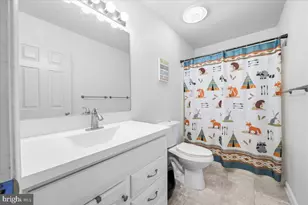 2411 Dunmore Ct, Frederick, MD 21702 - Photo 22