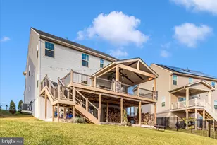 7031 Eaglehead Dr, New Market, MD 21774 - Photo 2