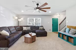 6844 Carnation Cir, Frederick, MD 21703 - Photo 8