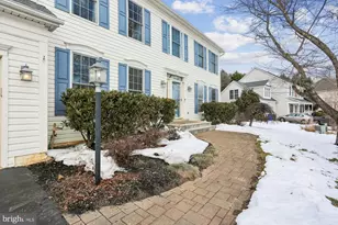 11208 Yardley Pl, Ijamsville, MD 21754 - Photo 4