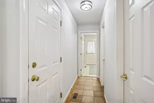 11208 Yardley Pl, Ijamsville, MD 21754 - Photo 28