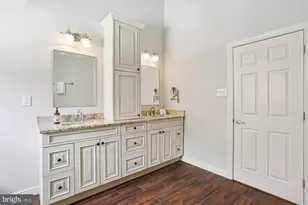 11208 Yardley Pl, Ijamsville, MD 21754 - Photo 38