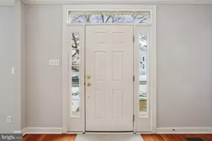 11208 Yardley Pl, Ijamsville, MD 21754 - Photo 6