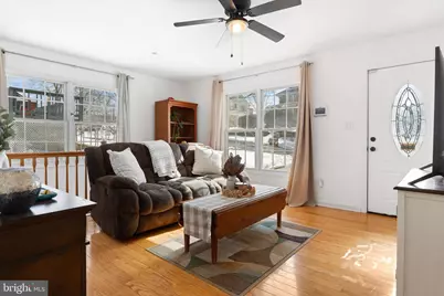 11 W I Street, Brunswick, MD 21716 - Photo 4