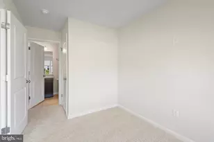 568 Banquet Ln Ln, Frederick, MD 21701 - Photo 6