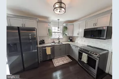 602 Cedarbrook Court, Mount Airy, MD 21771 - Photo 4