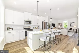 308B Baughmans Ln, Frederick, MD 21702 - Photo 12