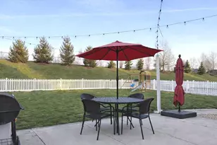 711 Canal Town St, Brunswick, MD 21716 - Photo 40