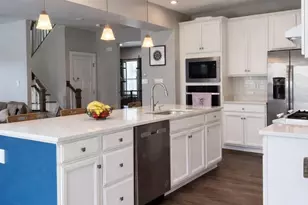 711 Canal Town St, Brunswick, MD 21716 - Photo 8