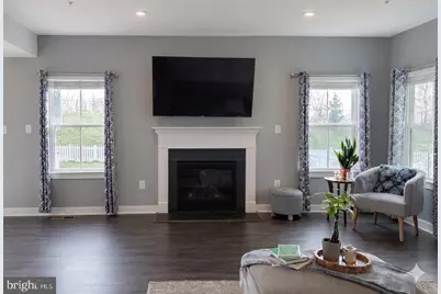 711 Canal Town Street, Brunswick, MD 21716 - Photo 10