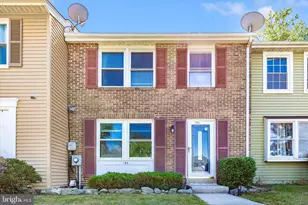 154 Fairfield Dr, Frederick, MD 21702 - Photo 2