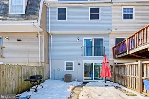 18 Pendleton Ct, Frederick, MD 21701 - Photo 2