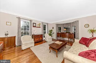 10660 Emmaline Dr, New Market, MD 21774 - Photo 4