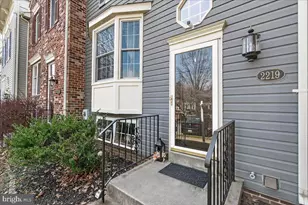 2219 Waller House Ct, Frederick, MD 21702 - Photo 2