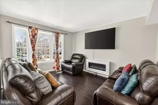 2219 Waller House Ct, Frederick, MD 21702 - Photo 4