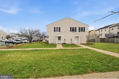 1228 Danielle Drive #1228E, Frederick, MD 21703 - Photo 2