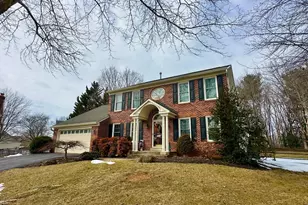 6135 Cornwall Pl, Frederick, MD 21701 - Photo 2
