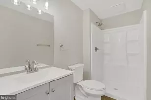 1320 Monocacy Crossing Pkwy, Brunswick, MD 21716 - Photo 32