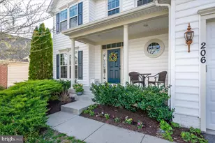 206 Blanca Ct, Frederick, MD 21702 - Photo 2