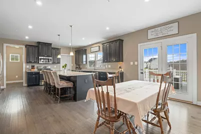 13621 Primavera Drive, Mount Airy, MD 21771 - Photo 12