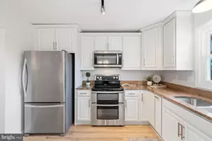 10391 Meadowhead Cir, New Market, MD 21774 - Photo 10