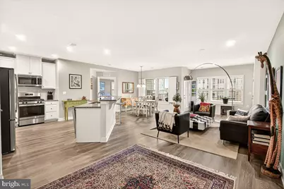 3422 Angelica Way #204, Frederick, MD 21704 - Photo 4