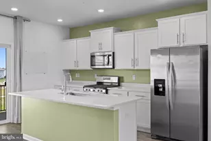 813 Bond St, Frederick, MD 21701 - Photo 10