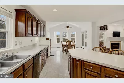 4812 Bennington Place E, Jefferson, MD 21755 - Photo 16