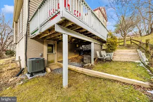 10739 Lake Point Ct, New Market, MD 21774 - Photo 12