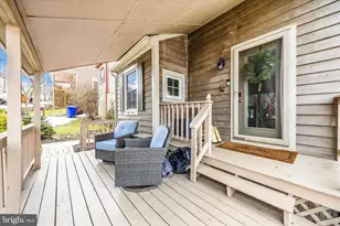 10739 Lake Point Ct, New Market, MD 21774 - Photo 6