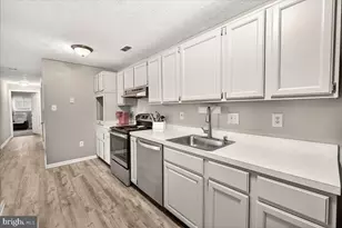 2141 Wainwright Ct, Frederick, MD 21702 - Photo 4