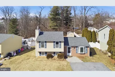 213 Wintergreen Lane, Brunswick, MD 21716 - Photo 2