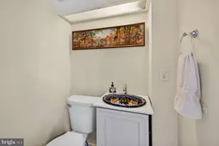 926 E A St, Brunswick, MD 21716 - Photo 8