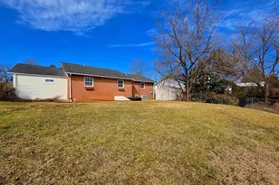 273 Wyngate Dr, Frederick, MD 21701 - Photo 2