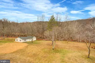 16024 Foxville Deerfield Rd, Sabillasville, MD 21780 - Photo 8