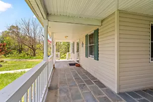 5002 Burkittsville Rd, Jefferson, MD 21755 - Photo 2