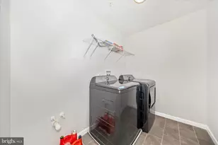 2805 Hillfield Dr, Frederick, MD 21702 - Photo 30