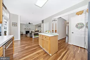 2033 Burnside Dr, Frederick, MD 21702 - Photo 10