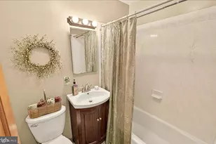 7203 Peekskill Dr, Frederick, MD 21702 - Photo 10